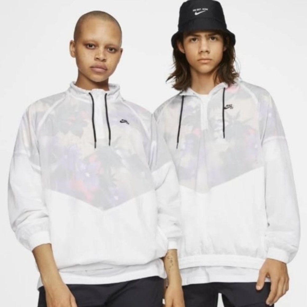 Nike SB Paradise Pullover Windbreaker Jacket.